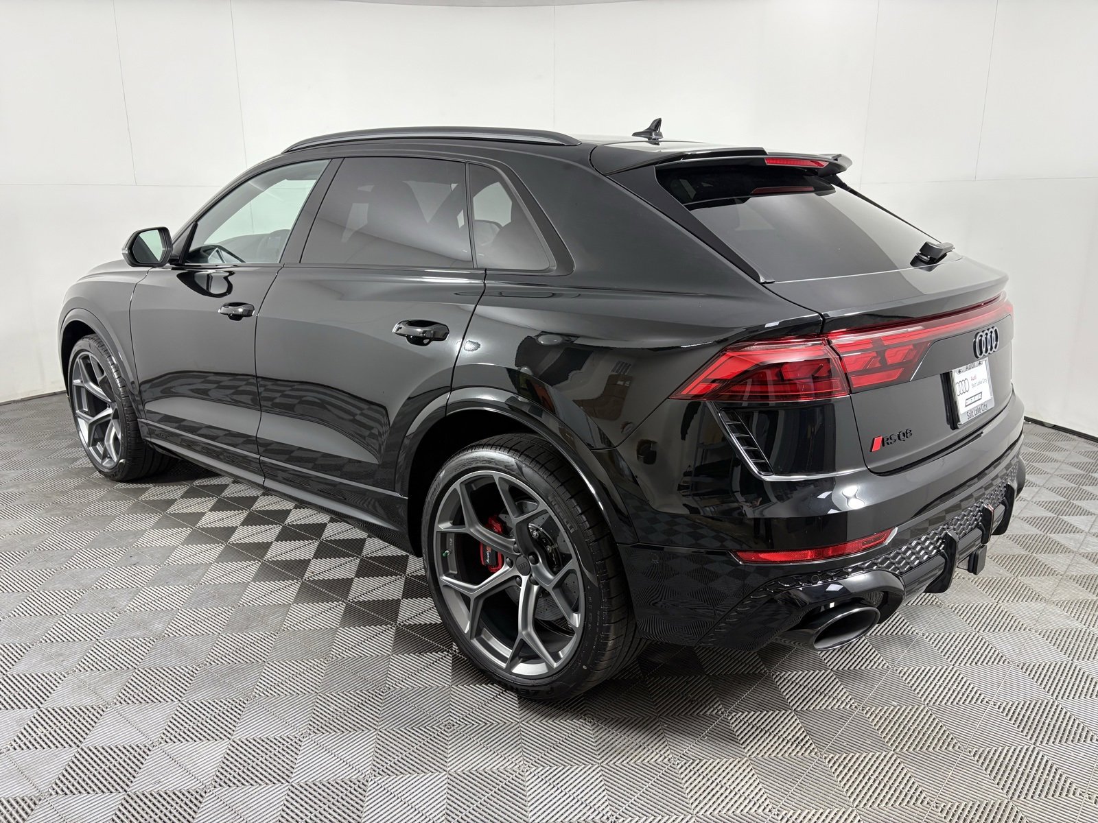 New 2026 Audi RS Q8 performance image 5