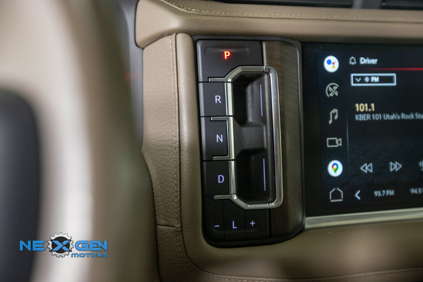 Used 2022 GMC Yukon XL Denali AWD/4WD image 19