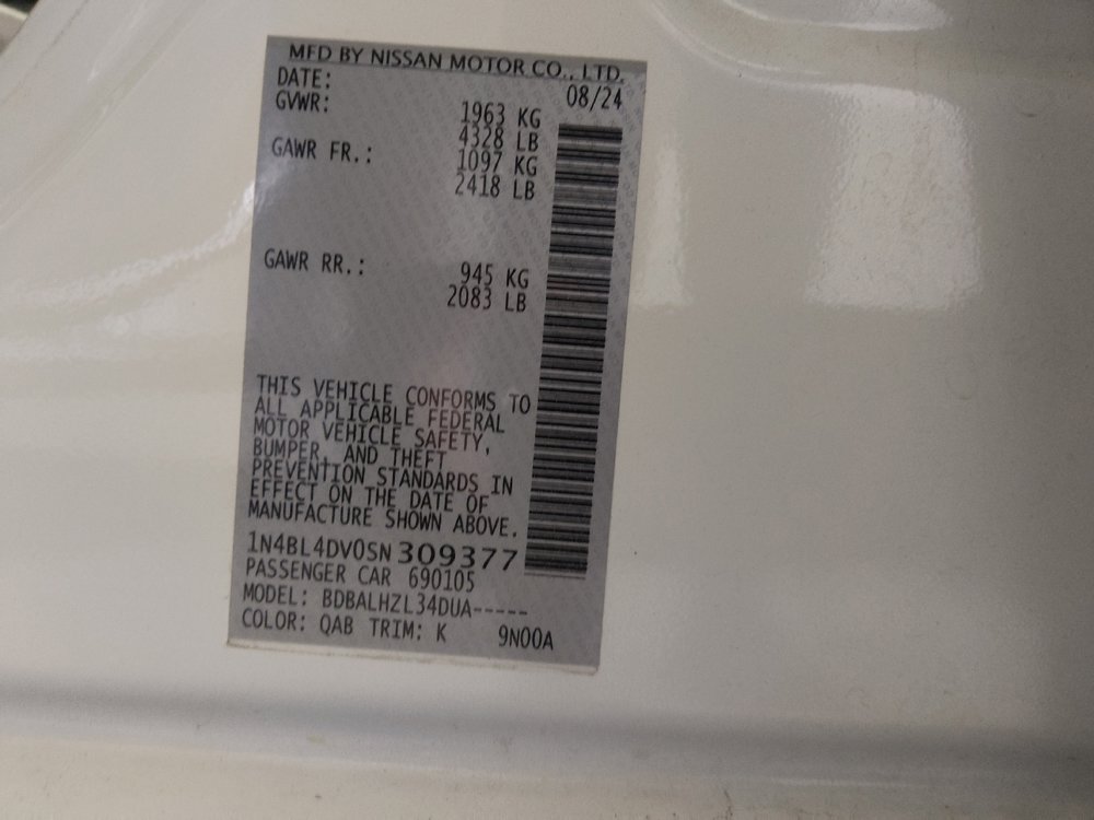 Used 2025 Nissan Altima 2.5 SV image 33