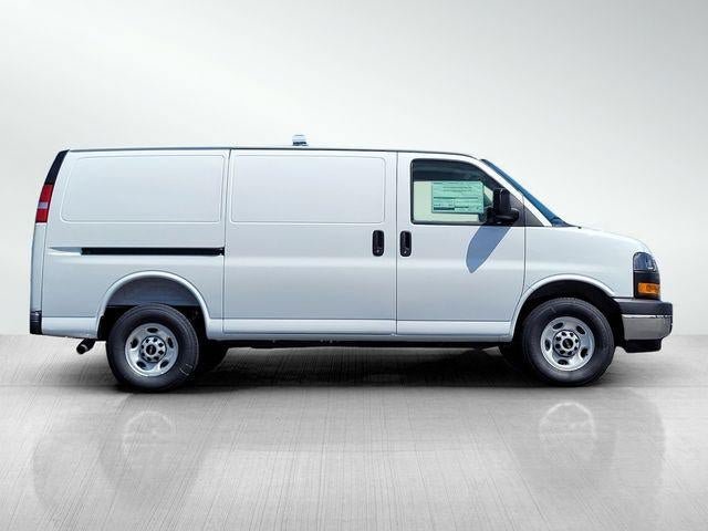 New 2026 GMC Savana 2500 w/ Driver Convenience Package RWD image 3