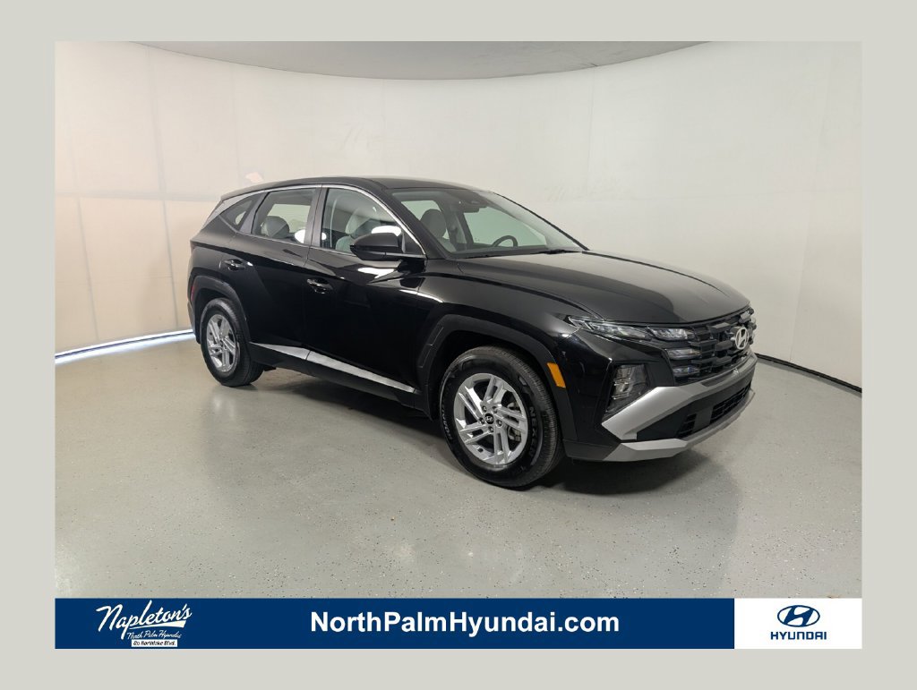 Certified 2026 Hyundai Tucson SE FWD image 1