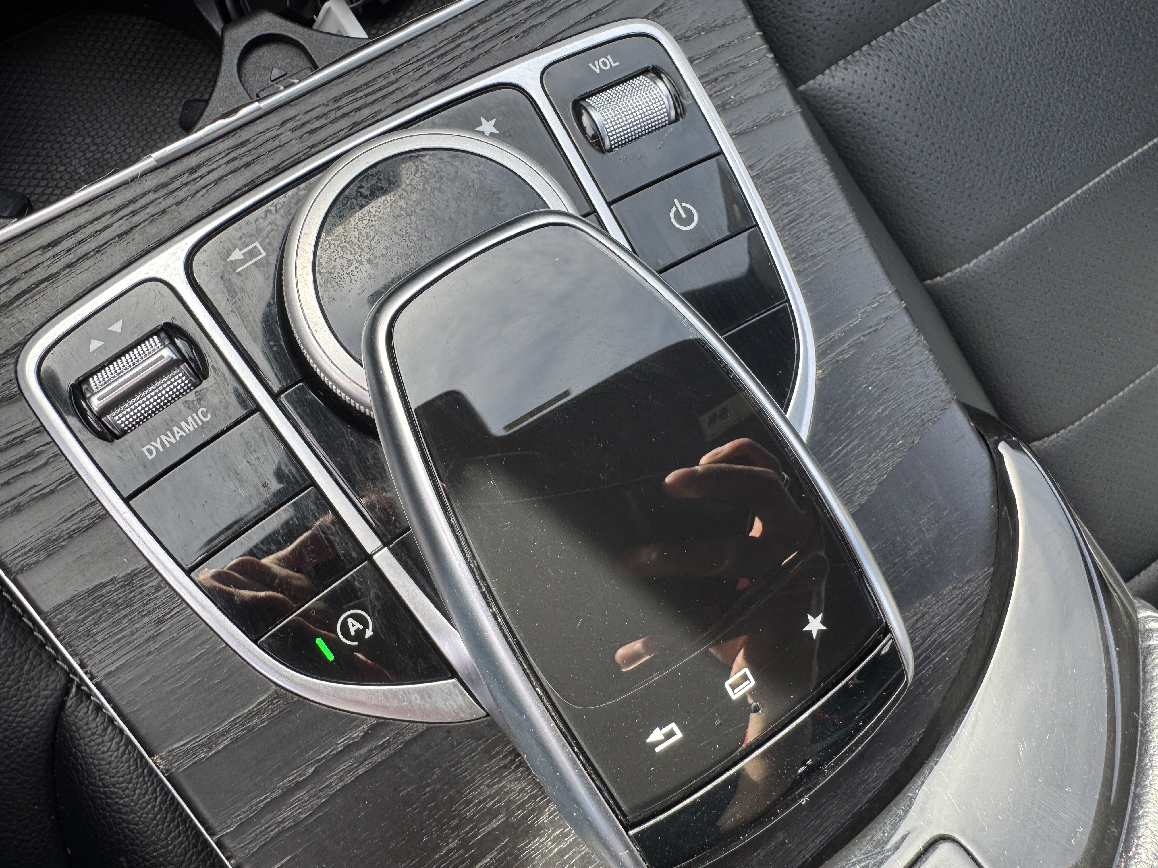 Used 2016 Mercedes-Benz C 300 4MATIC Sedan image 31