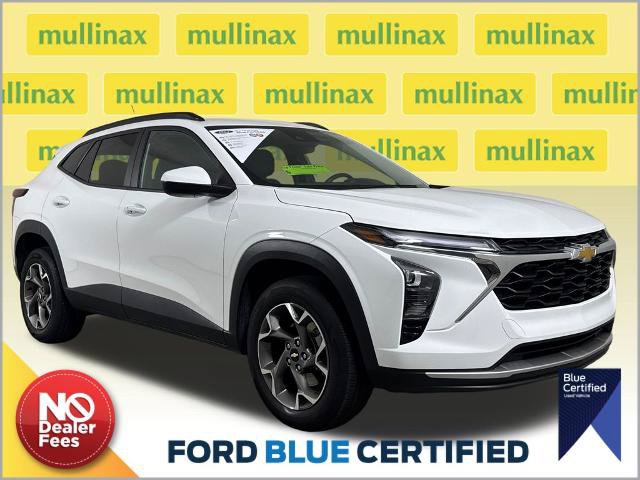 Used 2025 Chevrolet Trax LT w/ Driver Confidence Package
