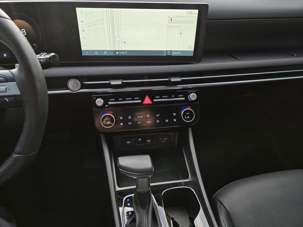 Used 2025 Hyundai Santa Cruz Limited image 23