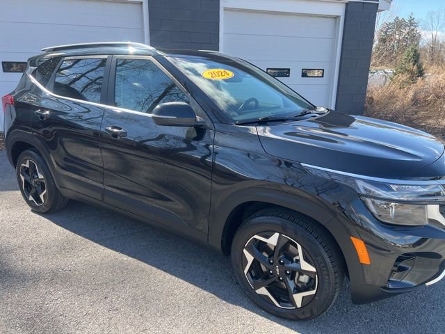 Used 2024 Kia Seltos EX image 6
