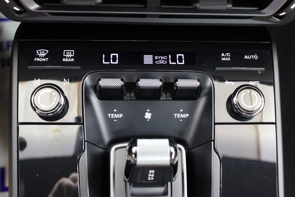 Certified 2024 Porsche 911 Carrera GTS image 35