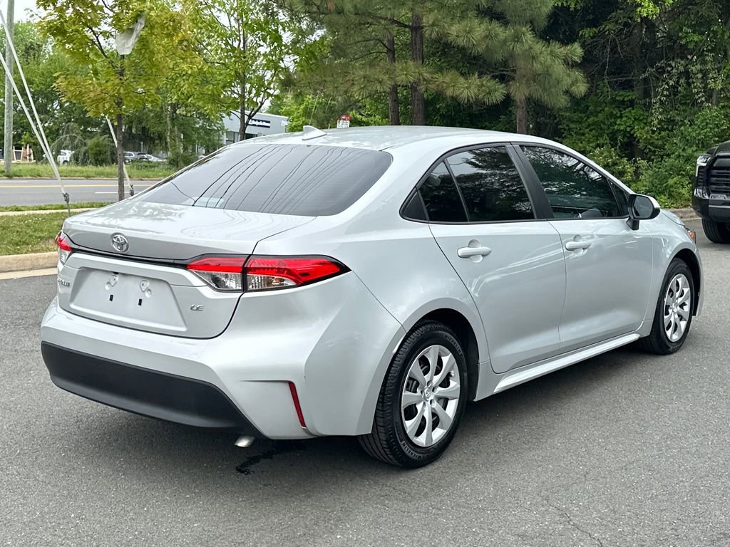 Used 2024 Toyota Corolla LE FWD image 4