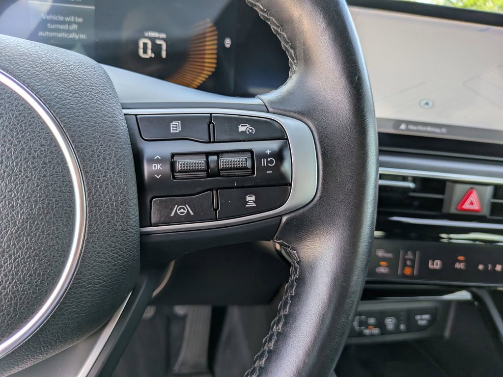 Certified 2025 Kia K5 GT-Line w/ GT-Line Premium Package AWD/4WD image 31