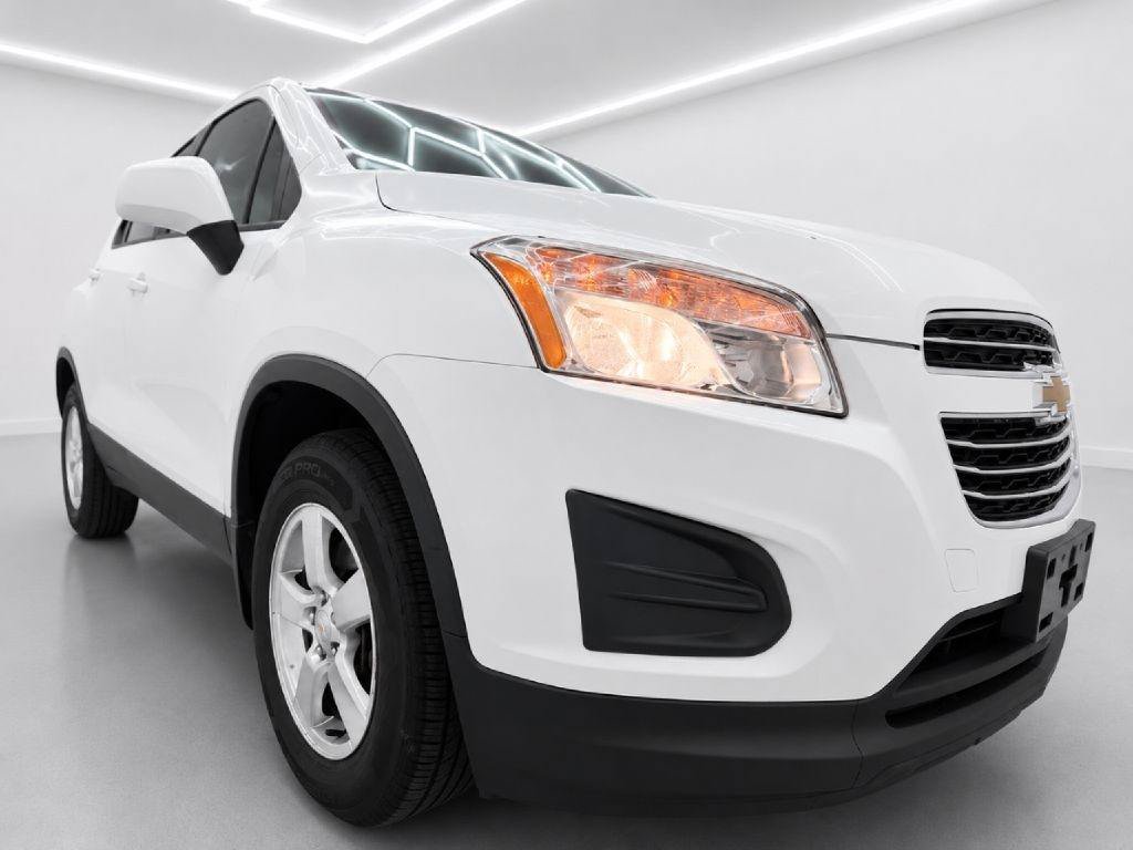 Used 2015 Chevrolet Trax LS w/ LPO, Protection Package AWD/4WD image 33