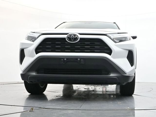 Used 2024 Toyota RAV4 XLE image 38