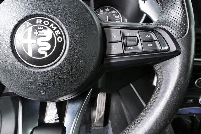 Used 2022 Alfa Romeo Stelvio Sprint AWD/4WD image 12