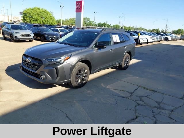 Used 2025 Subaru Outback Onyx Edition AWD/4WD image 8