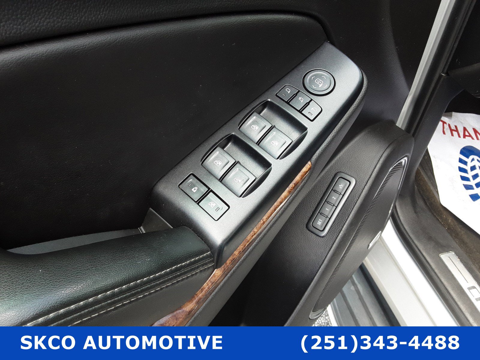 Used 2018 Chevrolet Suburban Premier RWD image 22