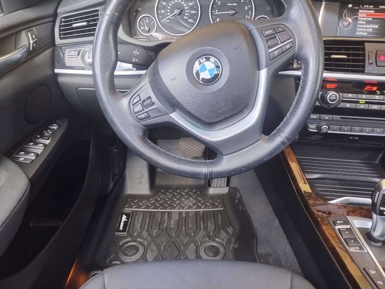 Used 2017 BMW X3 xDrive28i w/ Driving Assistance Package AWD/4WD image 5