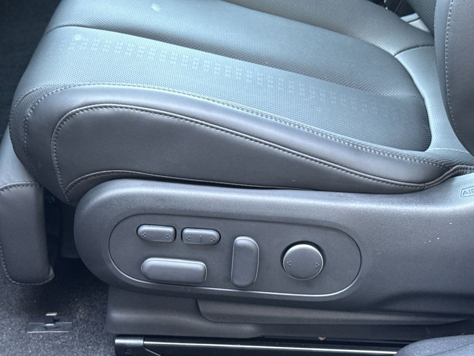 New 2026 Hyundai Ioniq 5 Limited image 14