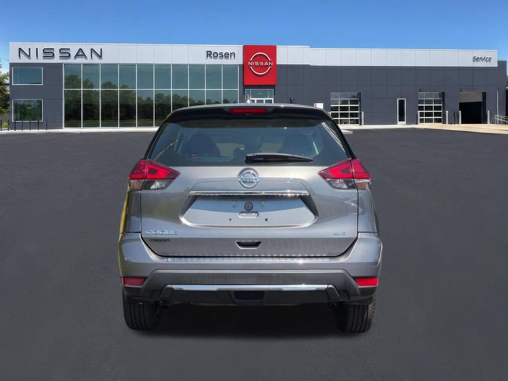 Used 2019 Nissan Rogue S AWD/4WD image 4
