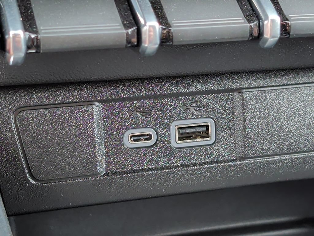 New 2026 GMC Canyon Denali AWD/4WD image 33