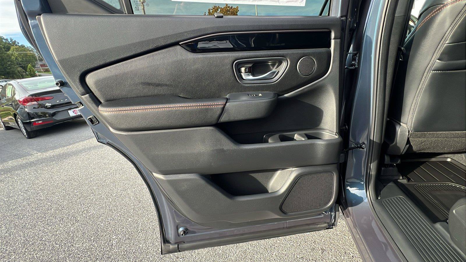 New 2026 Honda Pilot TrailSport image 18