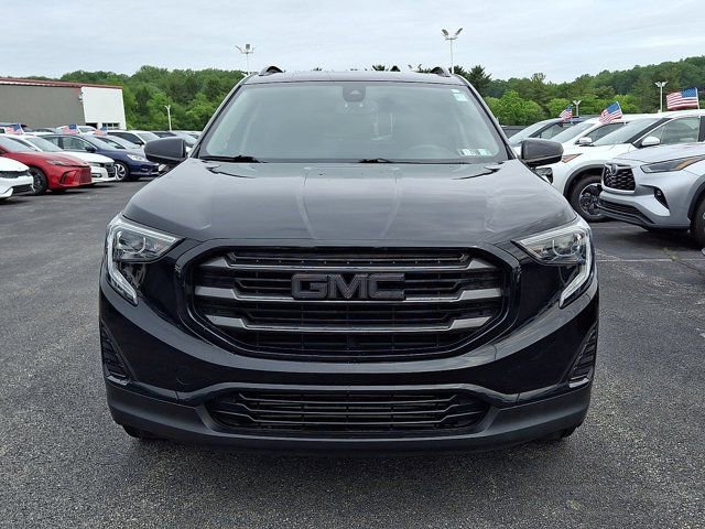 Used 2020 GMC Terrain SLE w/ Driver Convenience Package FWD image 2