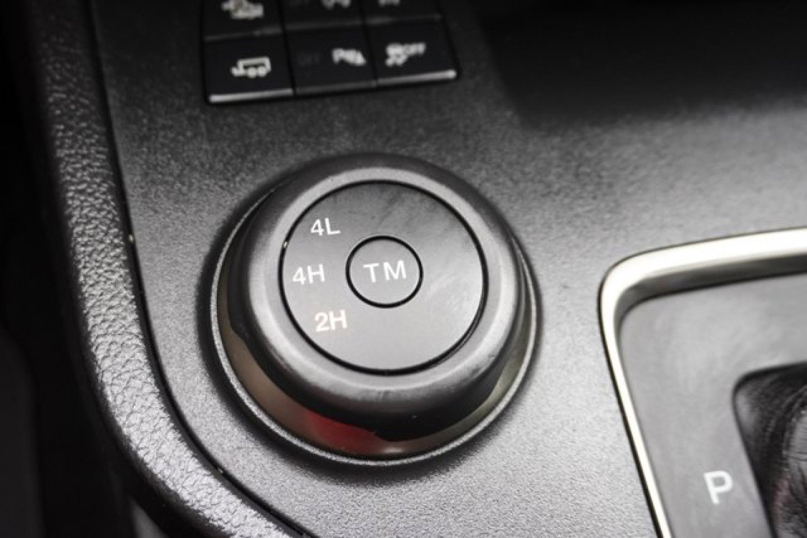 Used 2023 Ford Ranger Lariat w/ Tremor Off-Road Package image 35