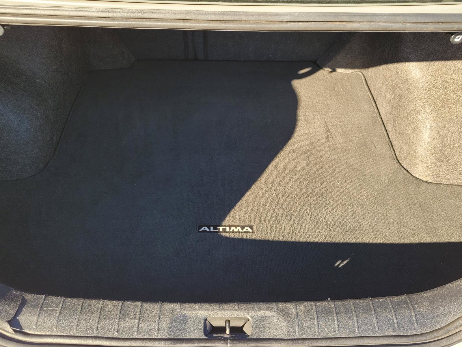 Used 2023 Nissan Altima 2.5 S FWD image 19