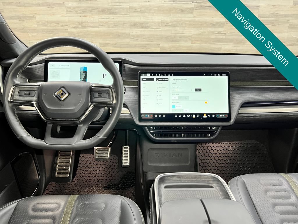 Used 2024 Rivian R1S Adventure AWD/4WD image 2