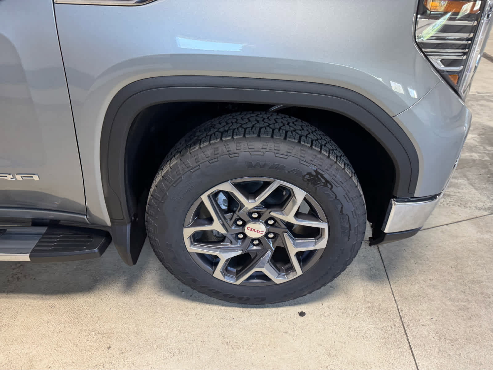 New 2026 GMC Sierra 1500 SLT w/ SLT Premium Plus Package image 7