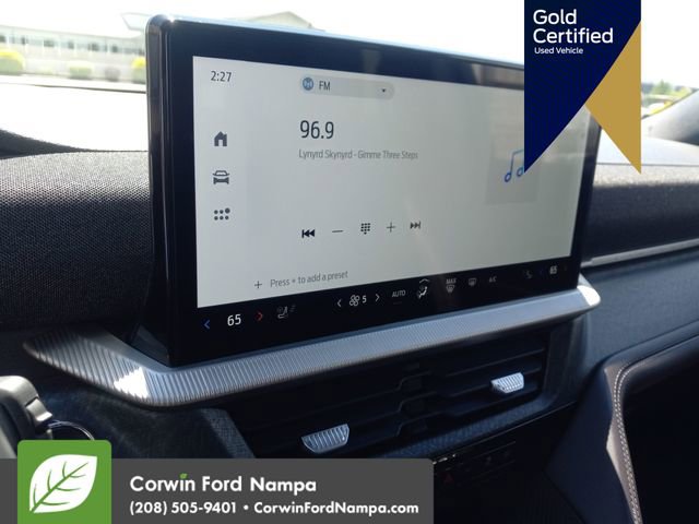 Certified 2025 Ford Explorer Platinum AWD/4WD image 18