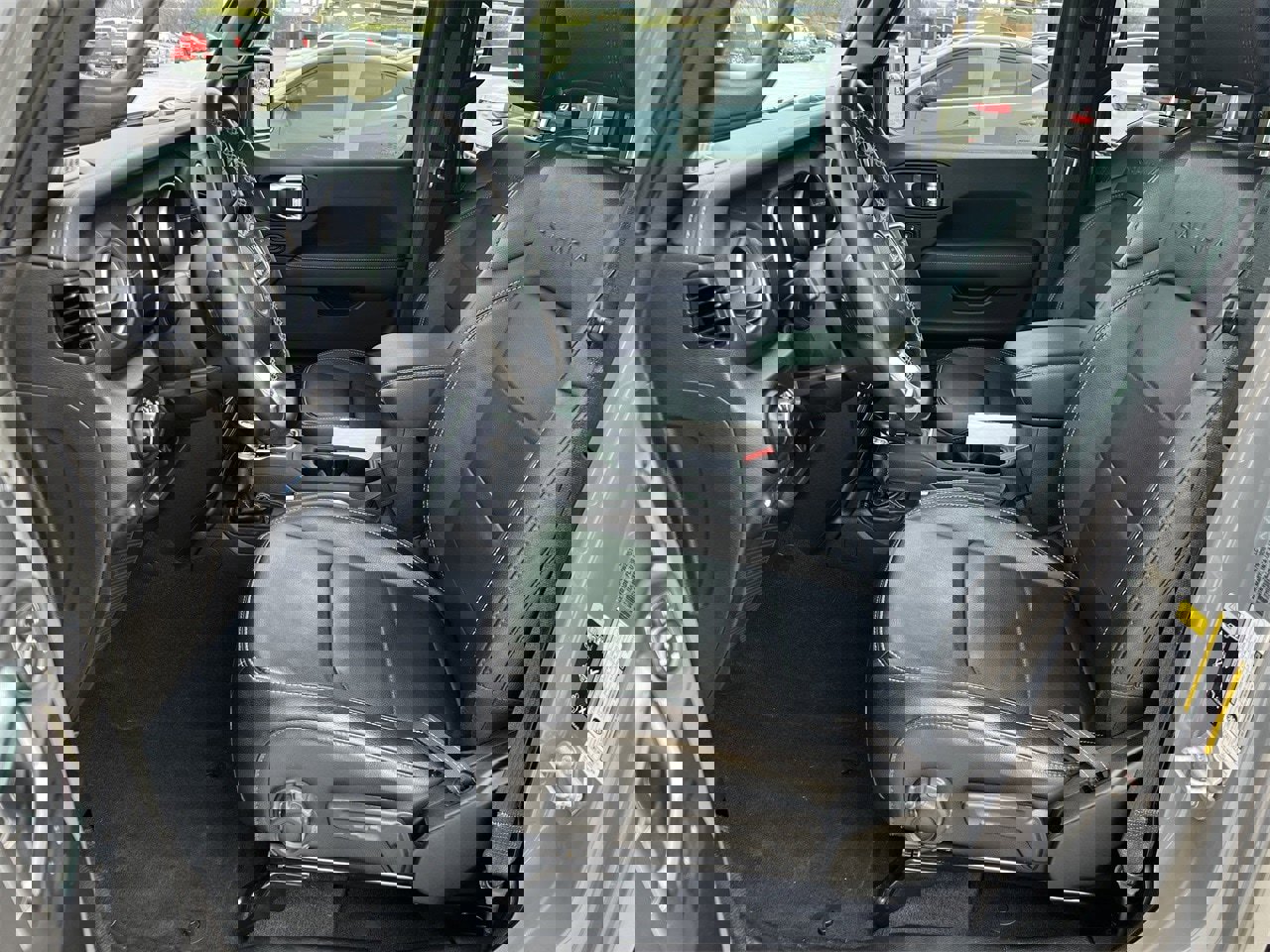 Used 2022 Jeep Wrangler Unlimited Sahara w/ Cold Weather Group image 23