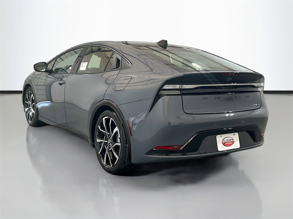 New 2026 Toyota Prius Plug-In Hybrid image 6