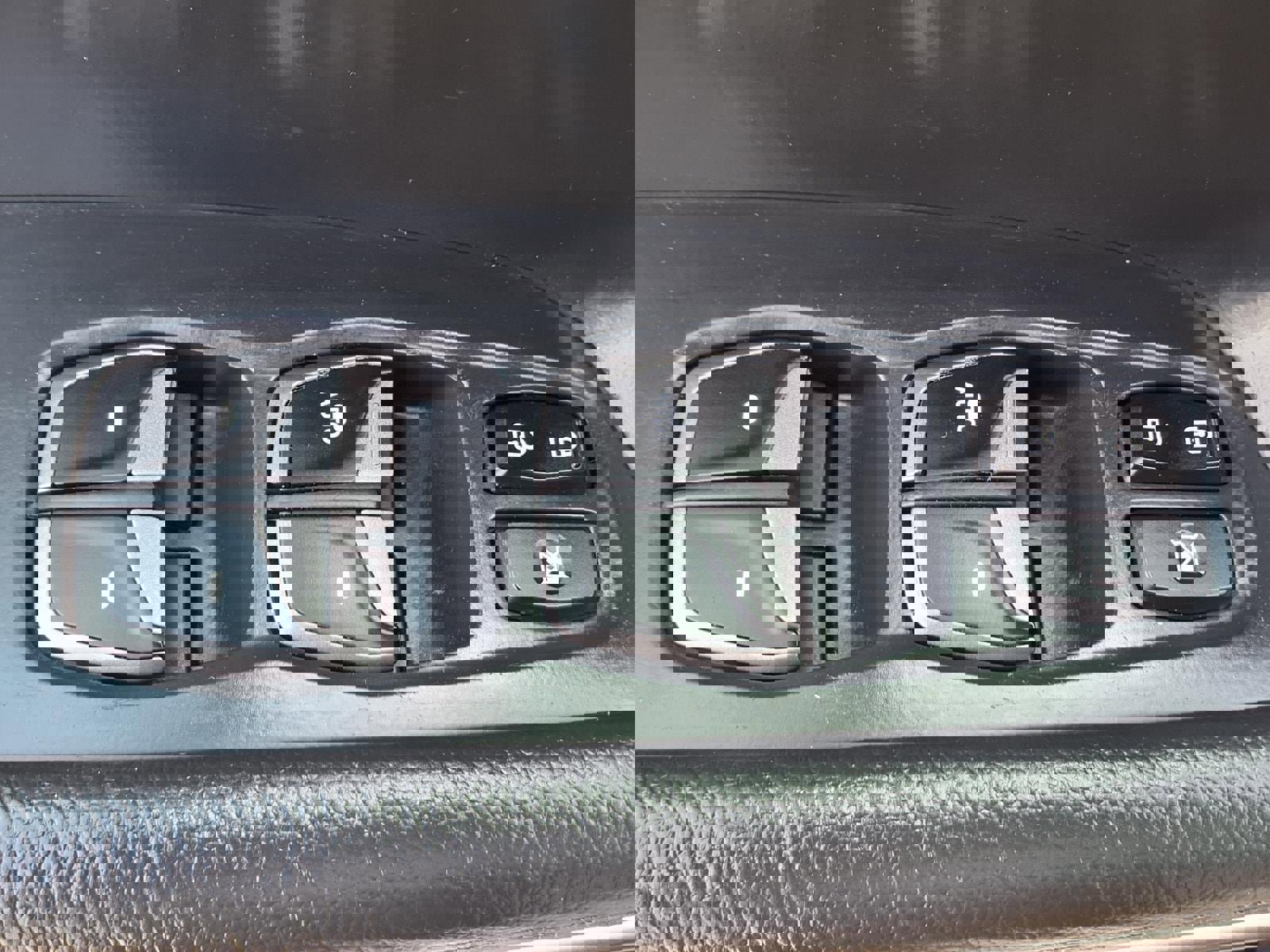 Used 2013 Hyundai Santa Fe Sport 2.0T FWD image 20