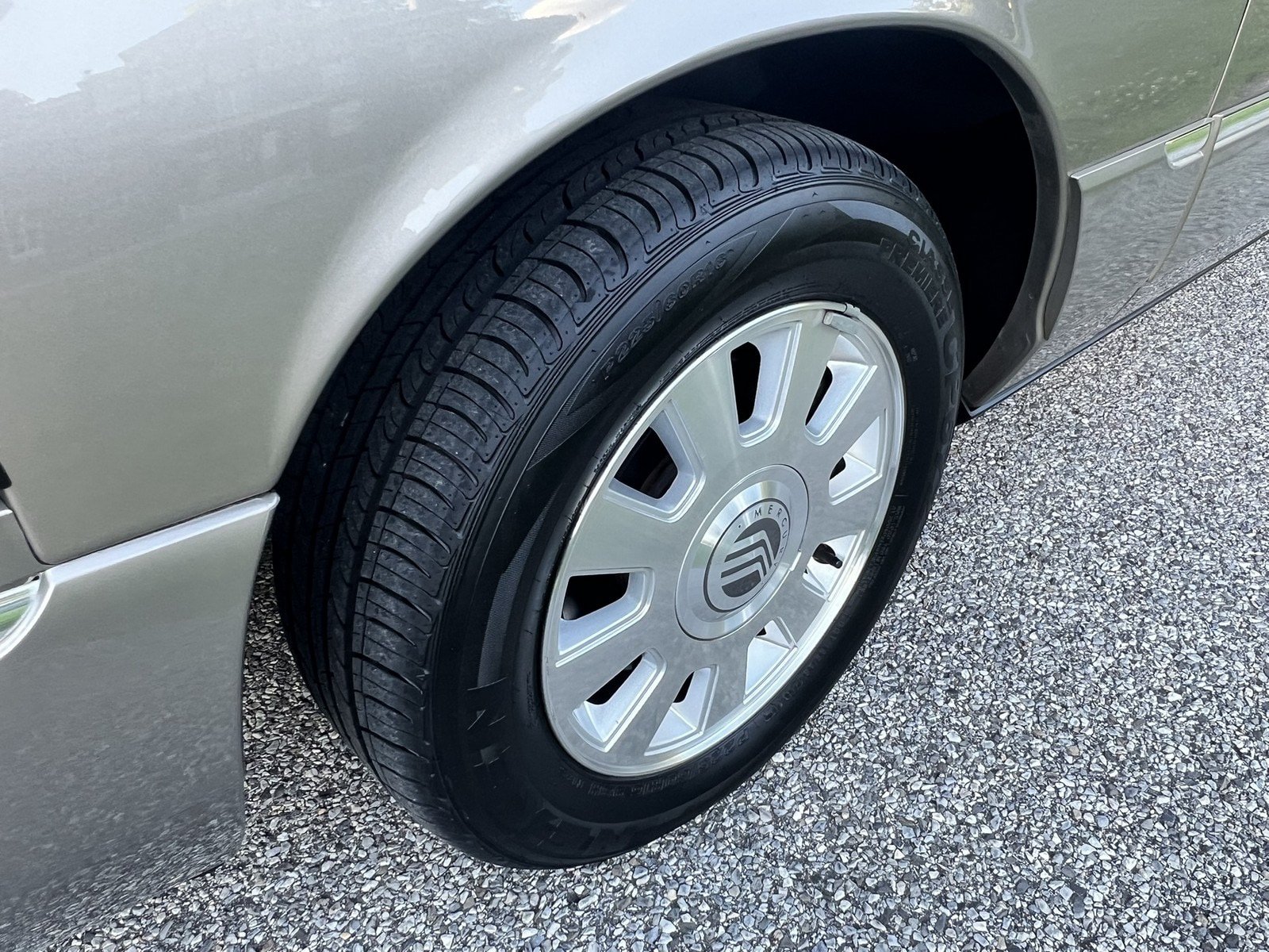 Used 2003 Mercury Grand Marquis LS RWD image 96