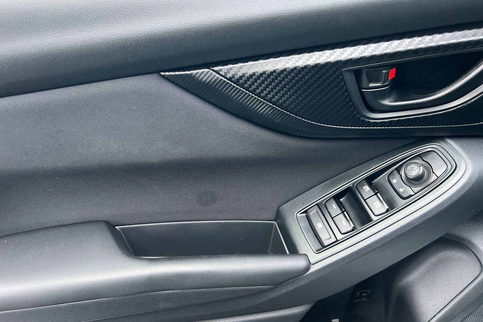 Used 2019 Subaru Crosstrek 2.0i w/ Eyesight System image 11