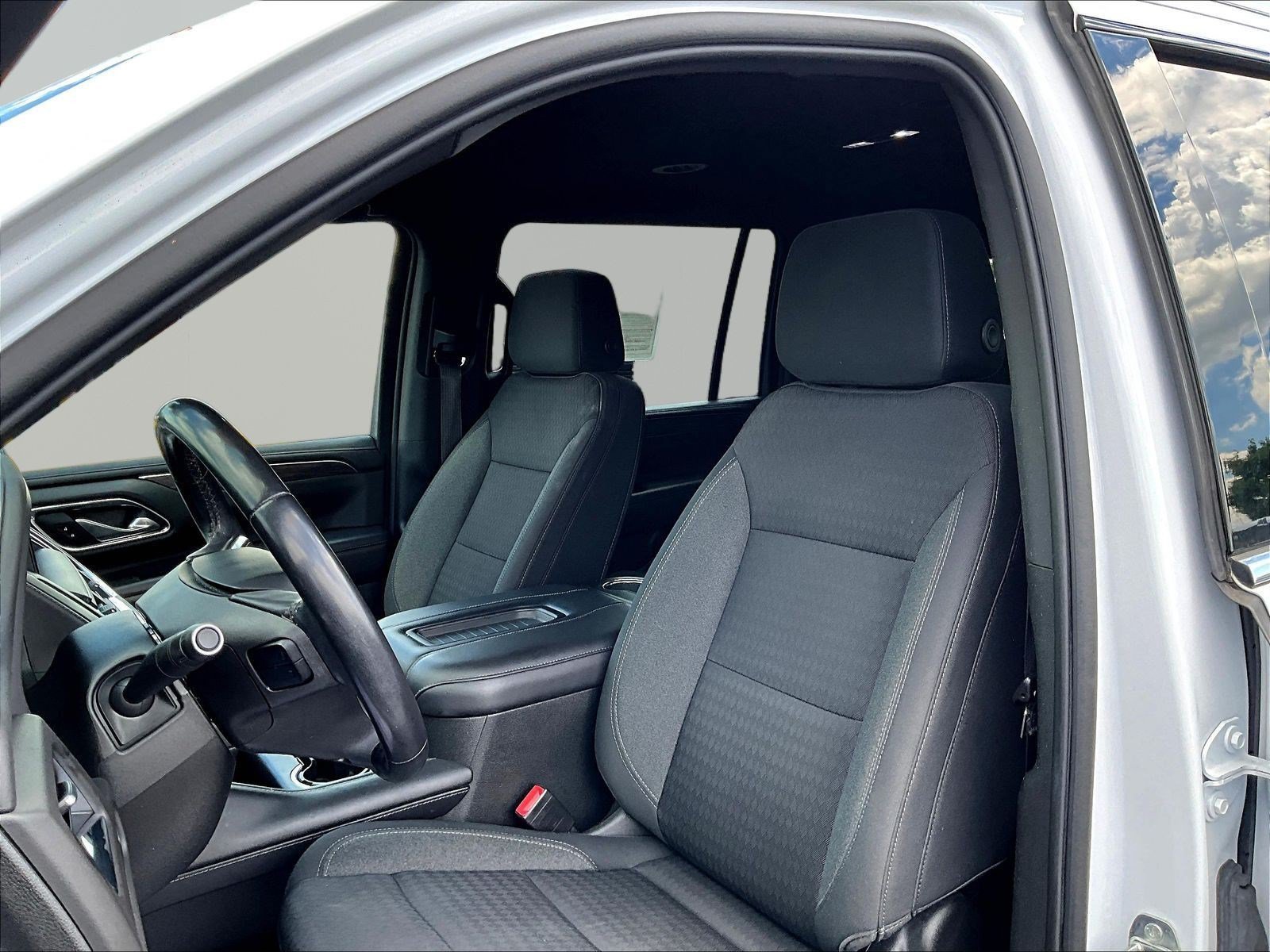 Used 2023 Chevrolet Suburban LS AWD/4WD image 21
