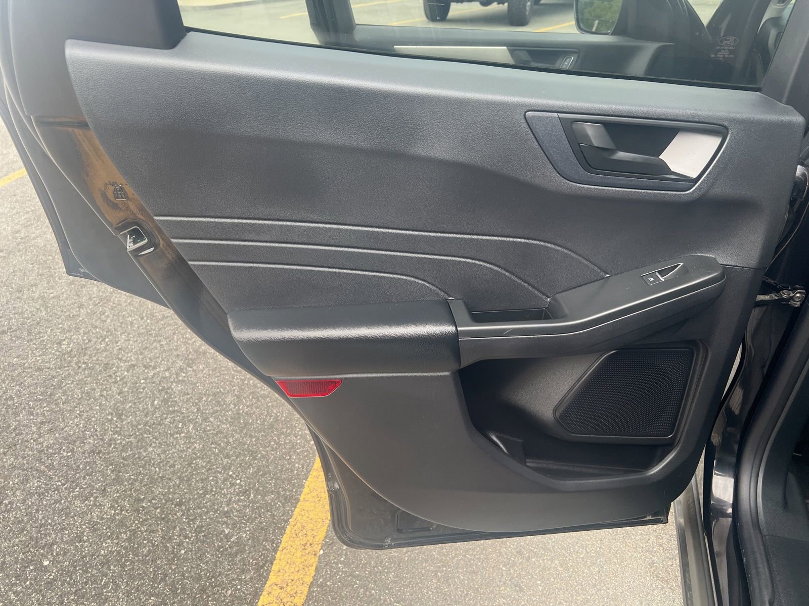 Used 2022 Ford Escape SE image 14