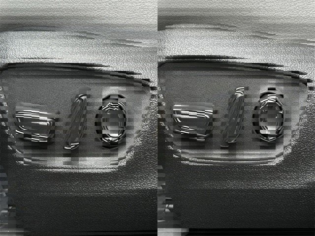 Used 2024 Toyota Sienna Limited image 29