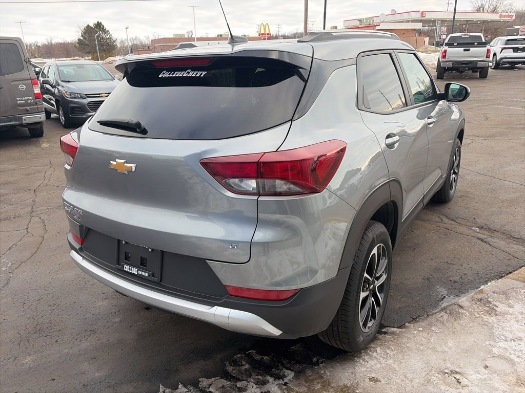Used 2025 Chevrolet TrailBlazer LT image 7