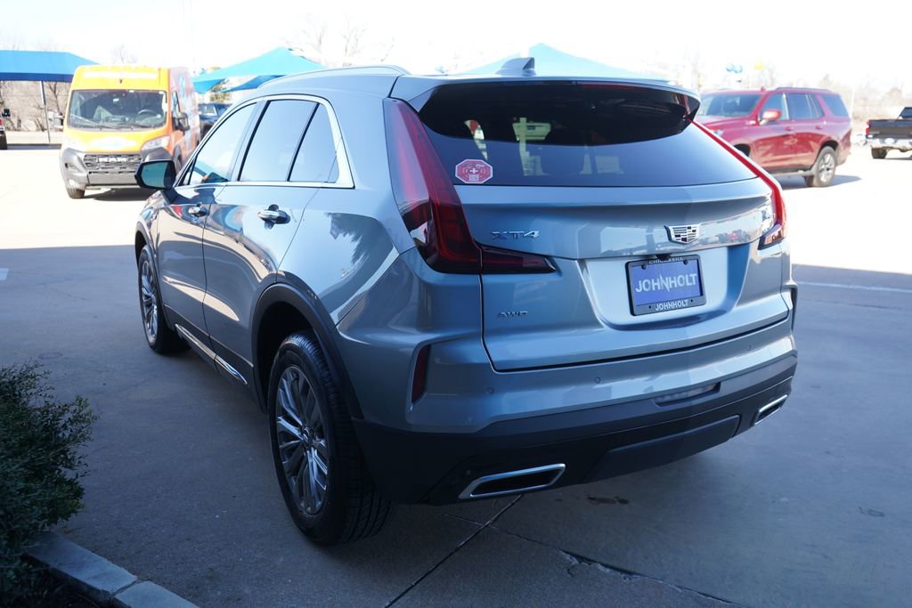 Used 2025 Cadillac XT4 Premium Luxury AWD/4WD image 11