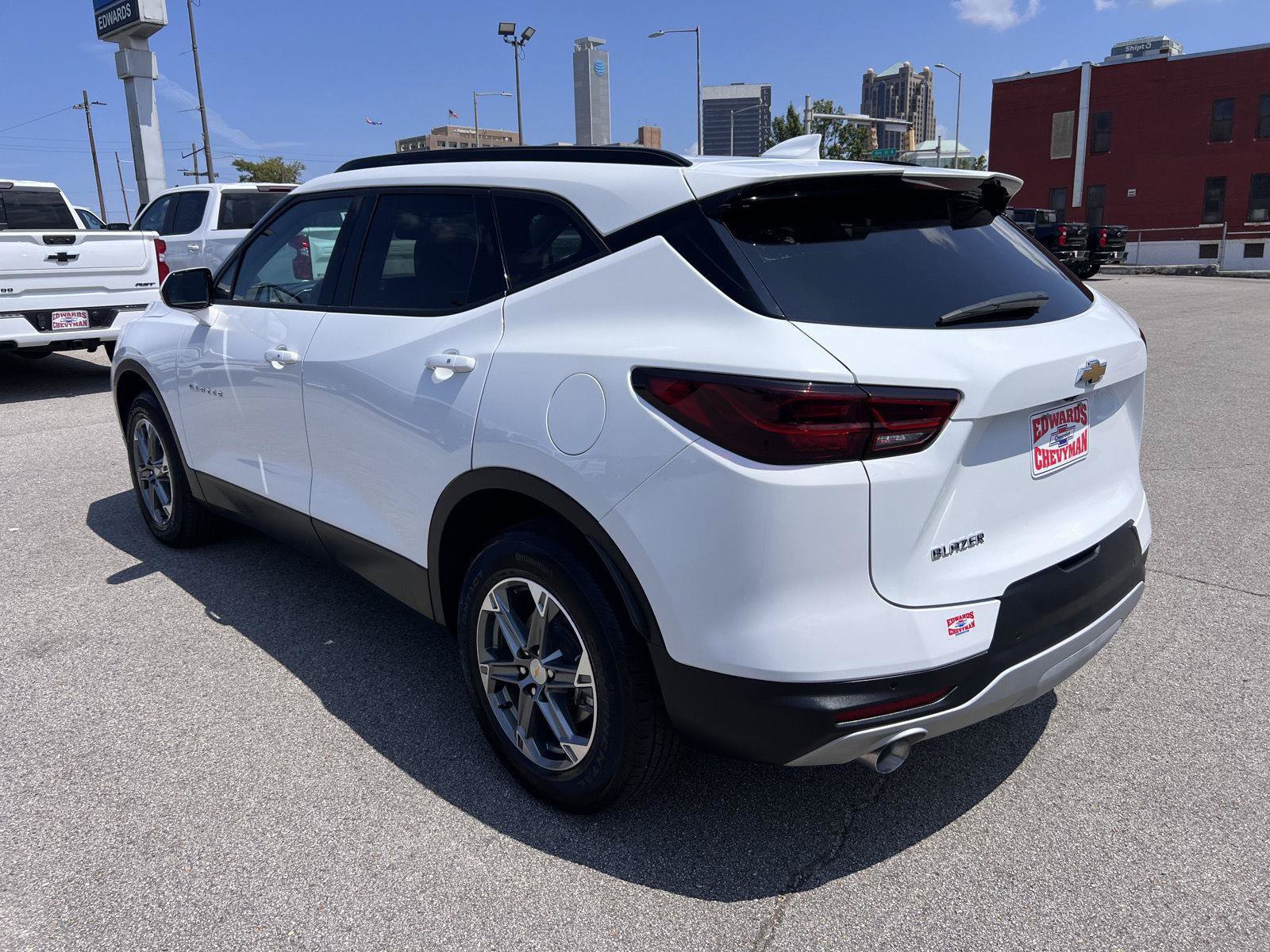 Used 2024 Chevrolet Blazer LT w/ Convenience Package FWD image 30