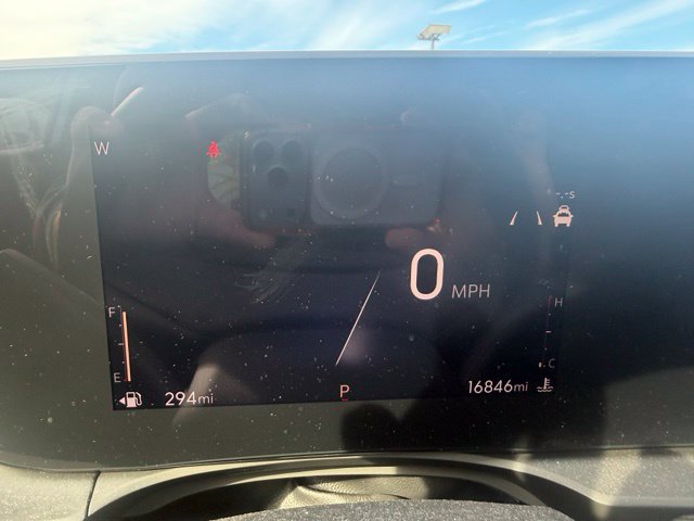 Used 2025 Buick Envista Sport Touring w/ Convenience I Package FWD image 18