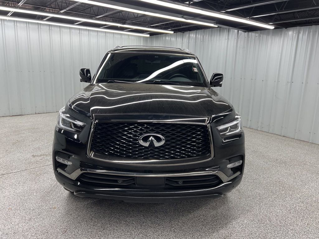 Used 2024 INFINITI QX80 Sensory AWD/4WD image 2