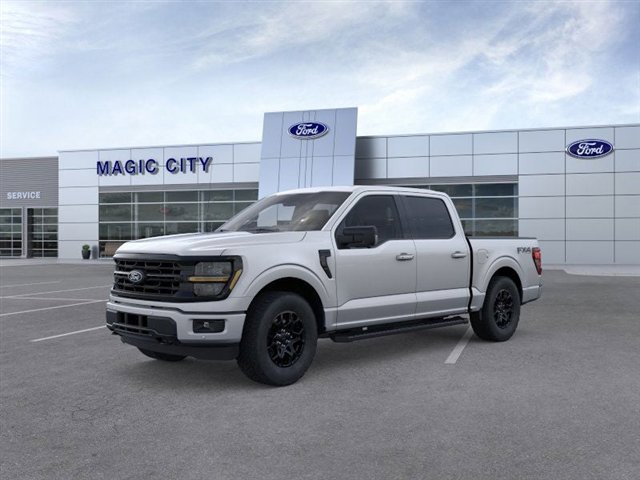 New 2025 Ford F150 XLT w/ Equipment Group 302A MID