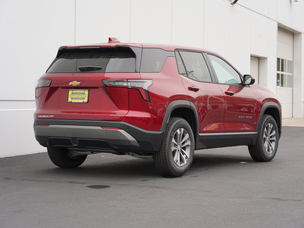 New 2027 Chevrolet Equinox LT AWD/4WD image 4