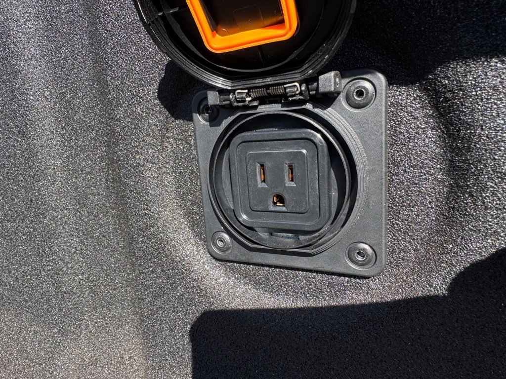 New 2026 Nissan Frontier PRO-4X w/ Pro-4x Convenience Package image 11