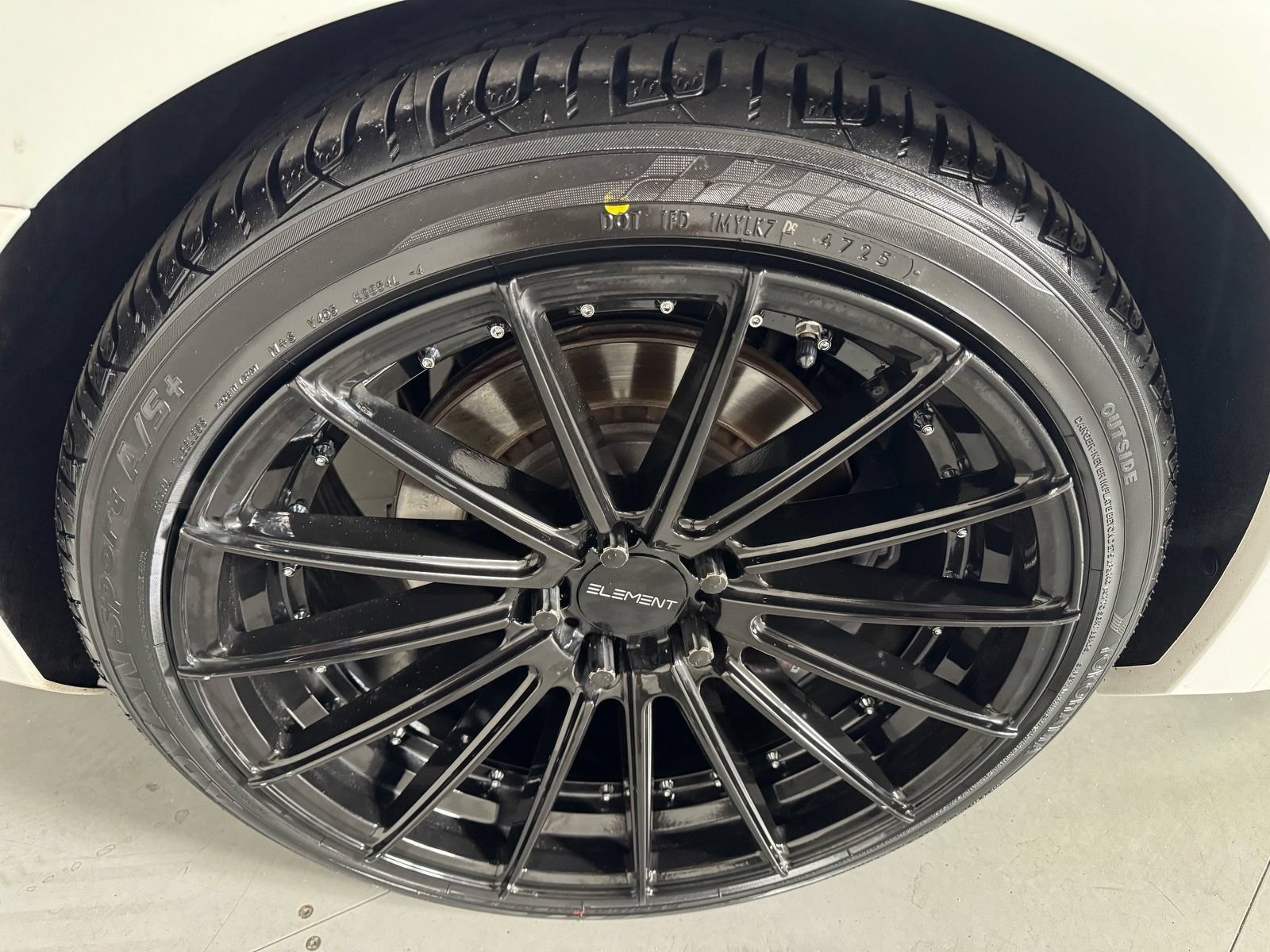 Used 2019 Chevrolet Camaro SS RWD image 12