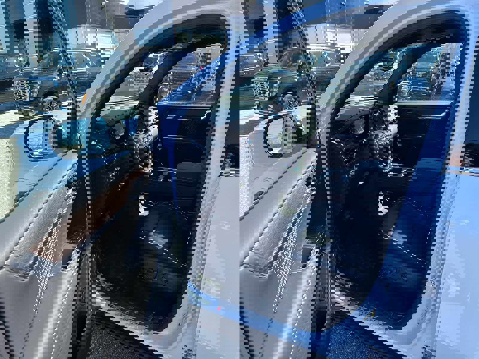 New 2026 GMC Acadia Denali w/ Super Cruise Package image 19