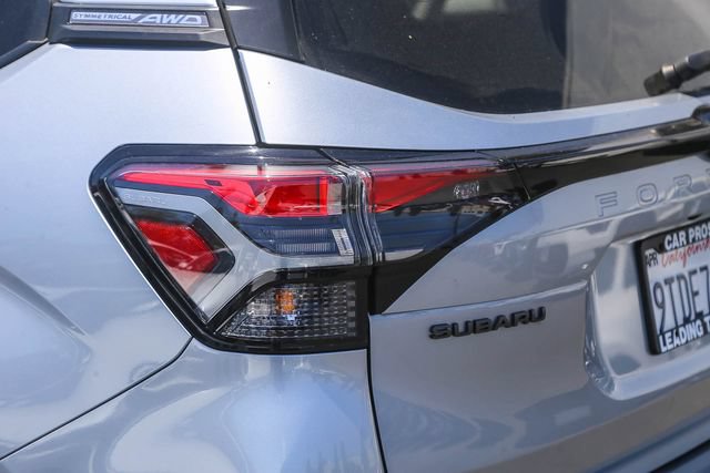 Used 2025 Subaru Forester Premium AWD/4WD image 11