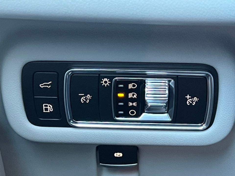 New 2026 Lincoln Nautilus Premier w/ Equipment Group 102A AWD/4WD image 16