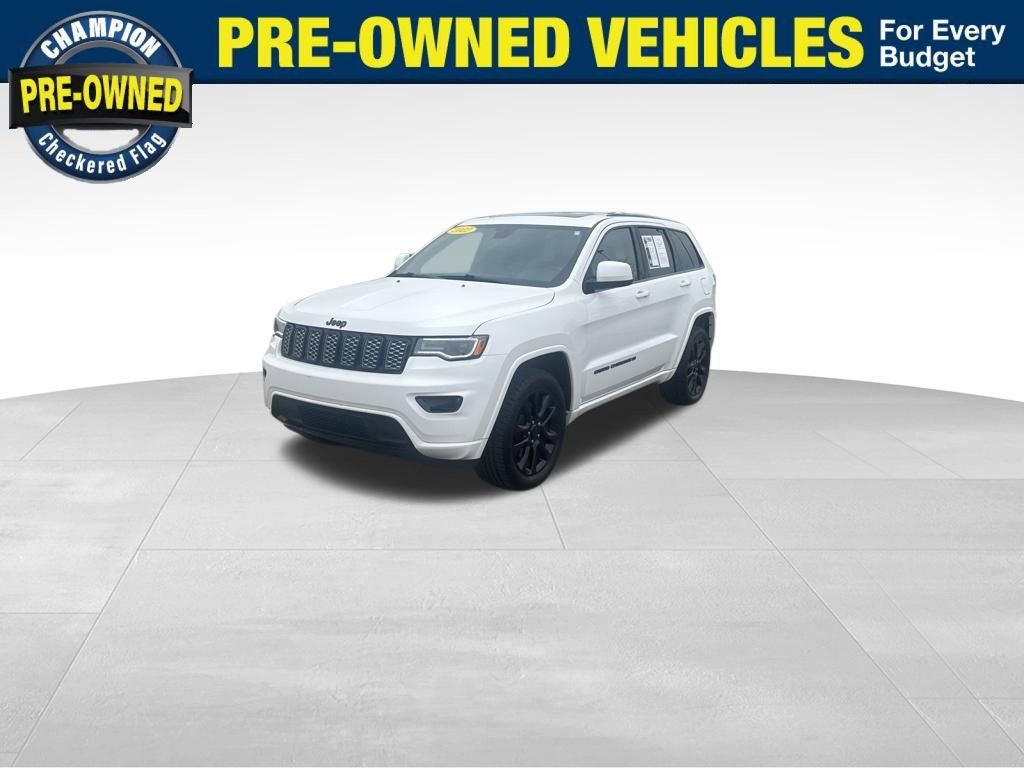 Used 2022 Jeep Grand Cherokee Laredo X AWD/4WD image 1