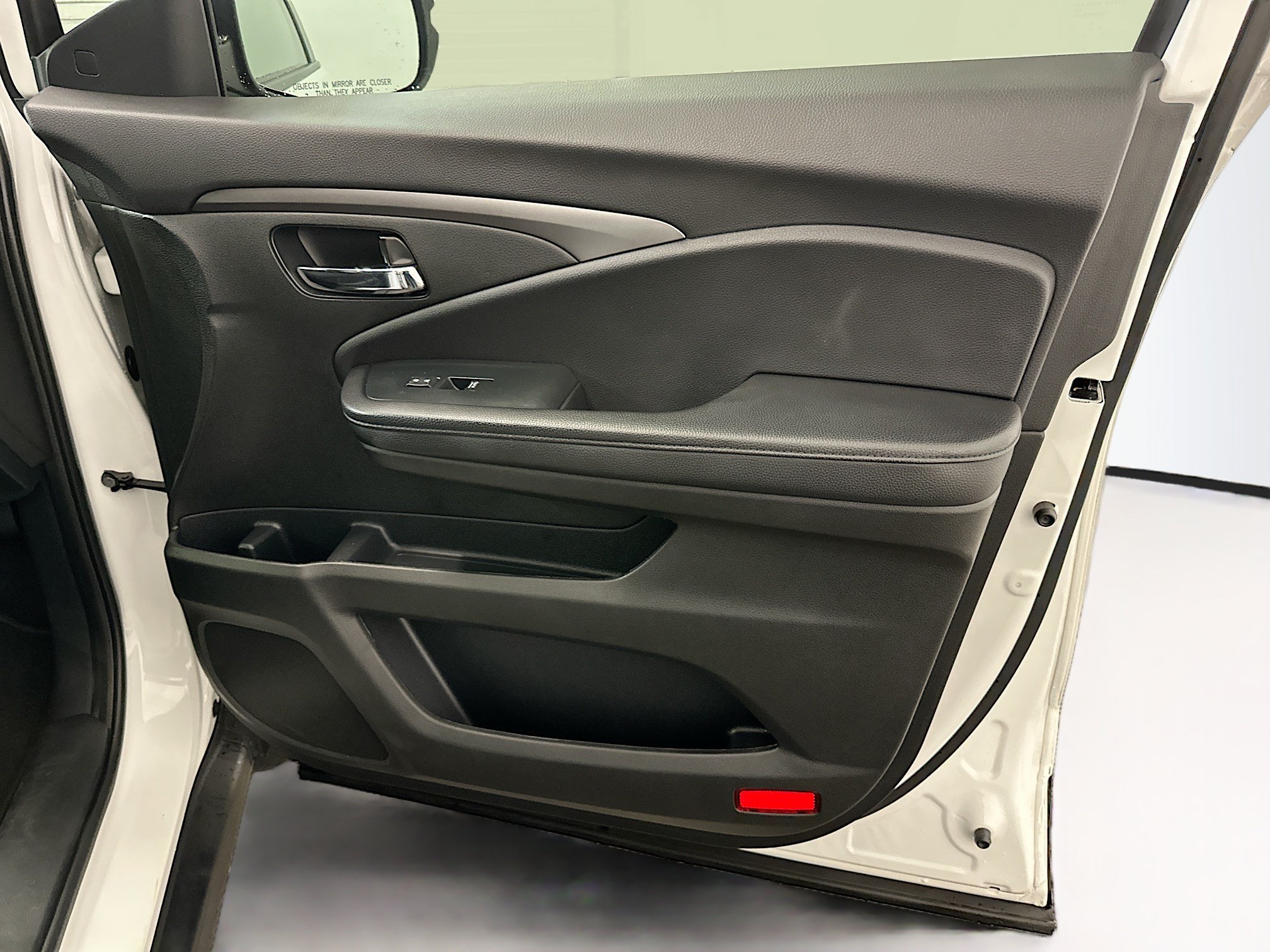 Used 2022 Honda Pilot Sport image 33